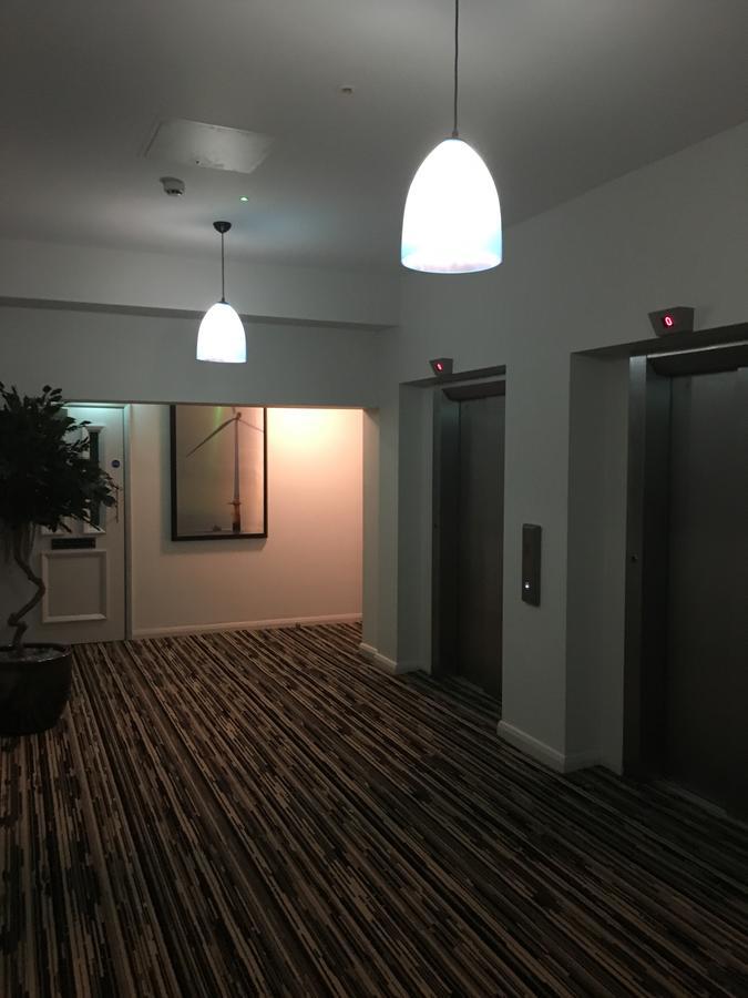 The Furness Railway Wetherspoon Hotel Barrow-in-Furness Ngoại thất bức ảnh