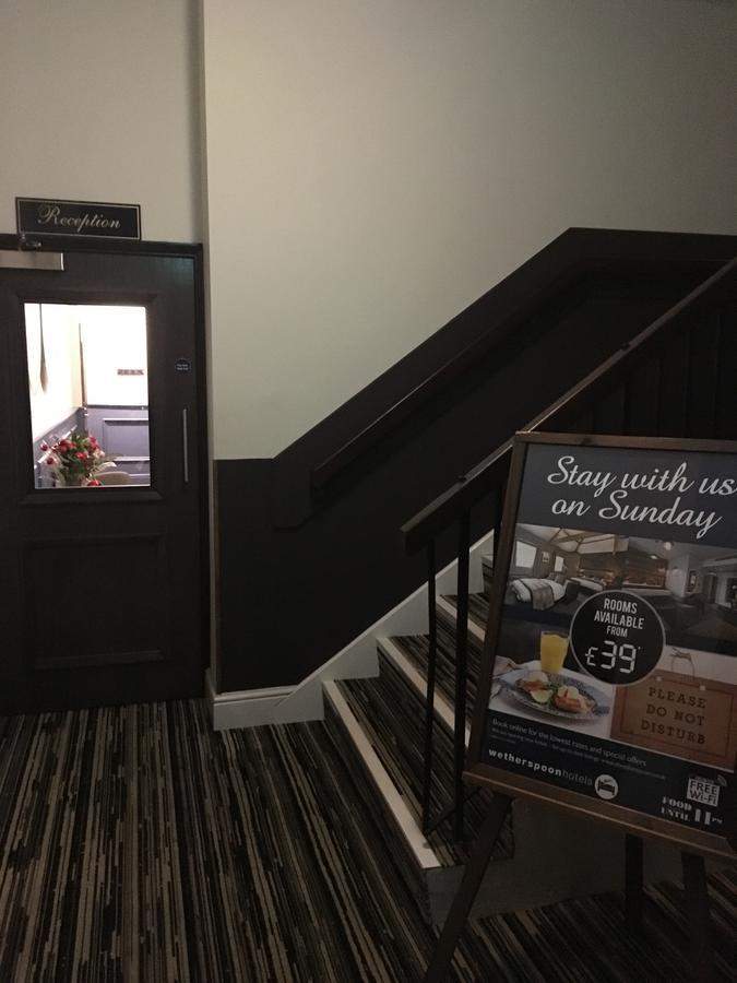 The Furness Railway Wetherspoon Hotel Barrow-in-Furness Ngoại thất bức ảnh