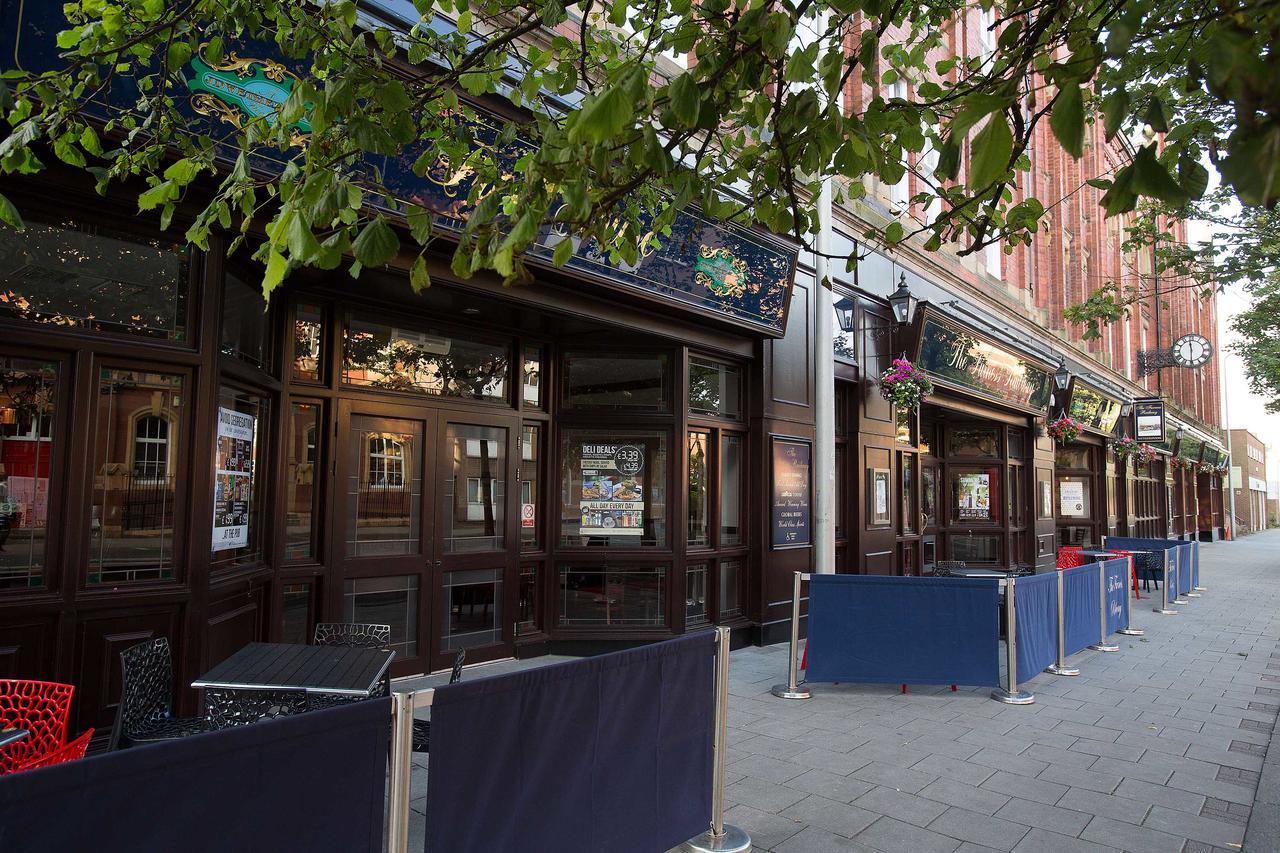 The Furness Railway Wetherspoon Hotel Barrow-in-Furness Ngoại thất bức ảnh